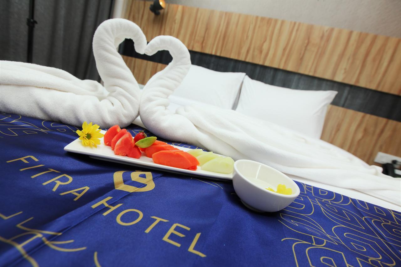 Fitra Hotel Маджаленка Екстериор снимка